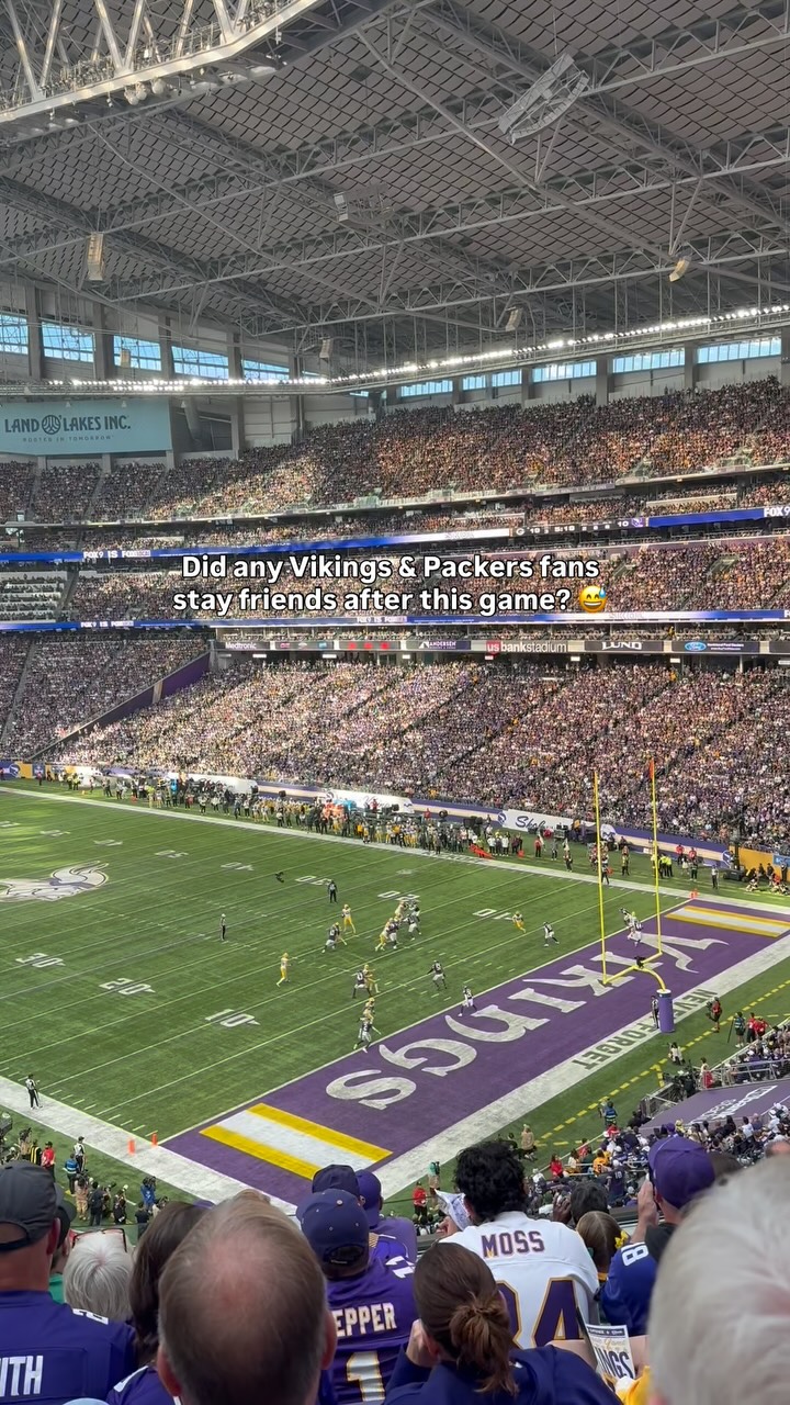 Nothing like a little MN vs. WI rivalry on a Sunday with your Minnesotan & Wisconsinite bestie duo!

Thanks to @pendletonwhisky for having us out to the Vikings vs. Packers game yesterday! 

As a Packers fan, I’ll just say…Wunmi had a much better night than I did. 🫠

#minnesotavikings #greenbaypackers #nflfootball #pendletonwhisky