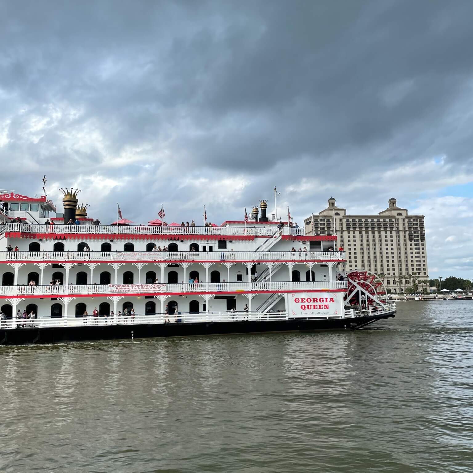 Georgia Queen boat in Savannah