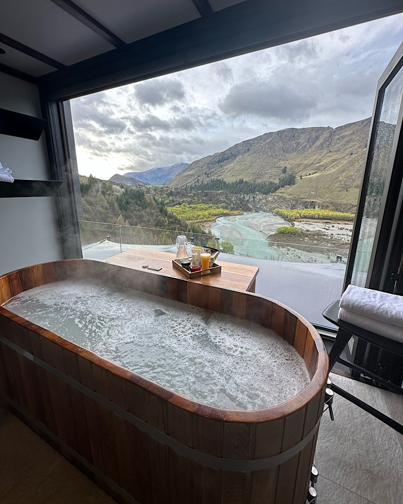 Hot bath with a view of Queenstown hills